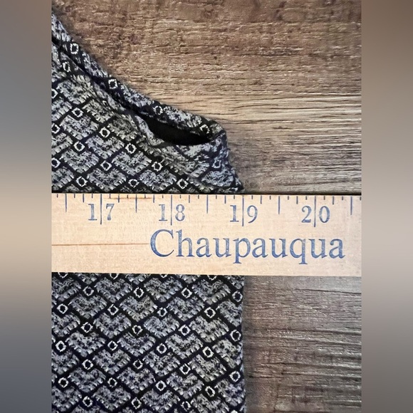 J Jill Wearever Tank Top Women's Medium Black White Sleeveless Shirt I14 - Picture 4 of 5